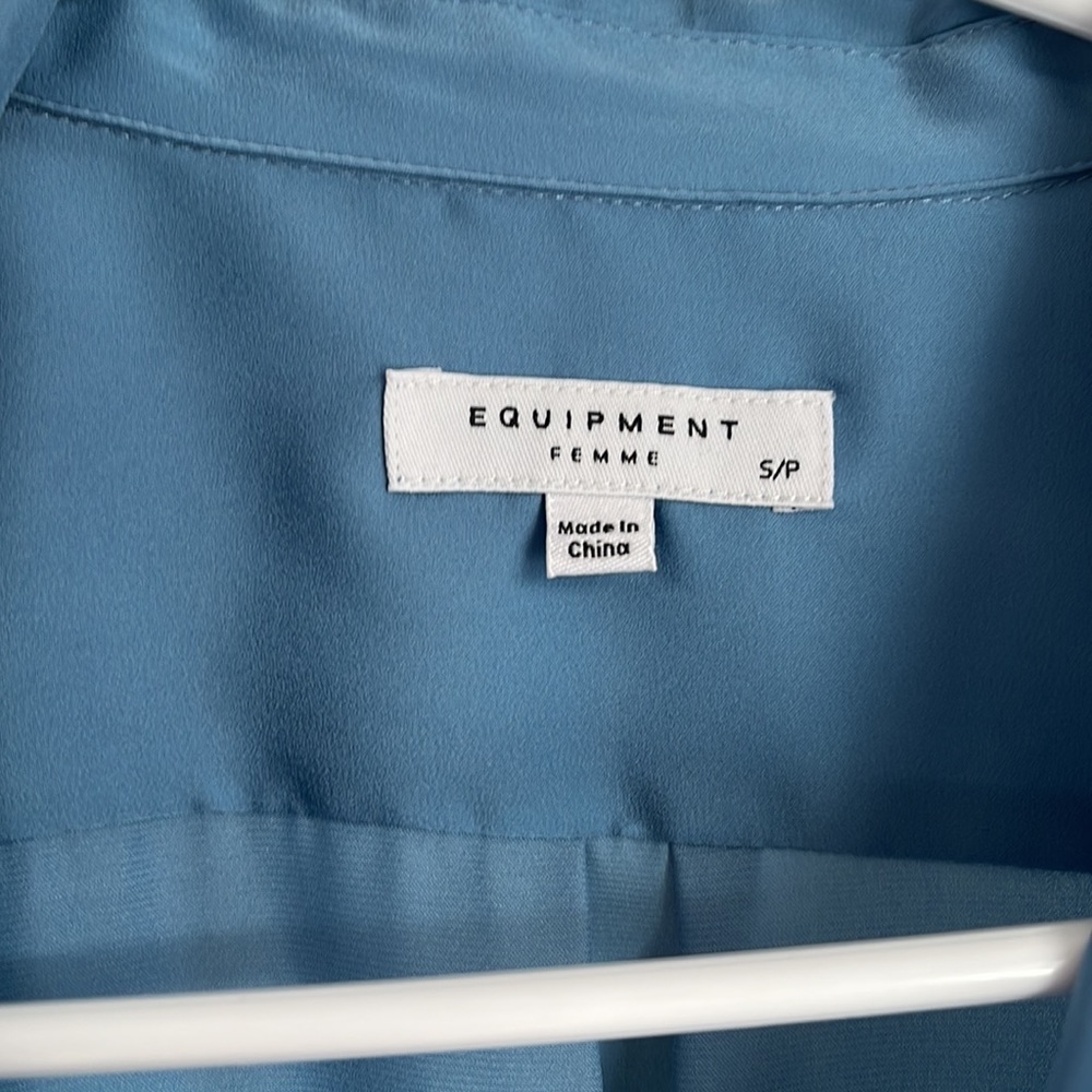 Equipment Femme Blue Silk Top, worn once - Picture 4 of 5